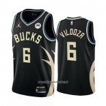 Camiseta Milwaukee Bucks Luca Vildoza #6 Statement 2022-23 Negro