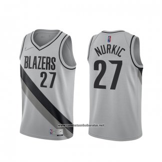 Camiseta Portland Trail Blazers Jusuf Nurkic #27 Earned 2020-21 Gris